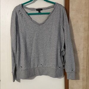 Romeo & Juliet Couture Gray Distressed Sweatshirt